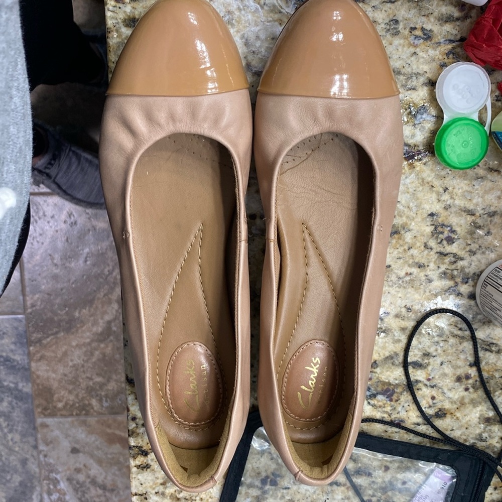 Clarks flats